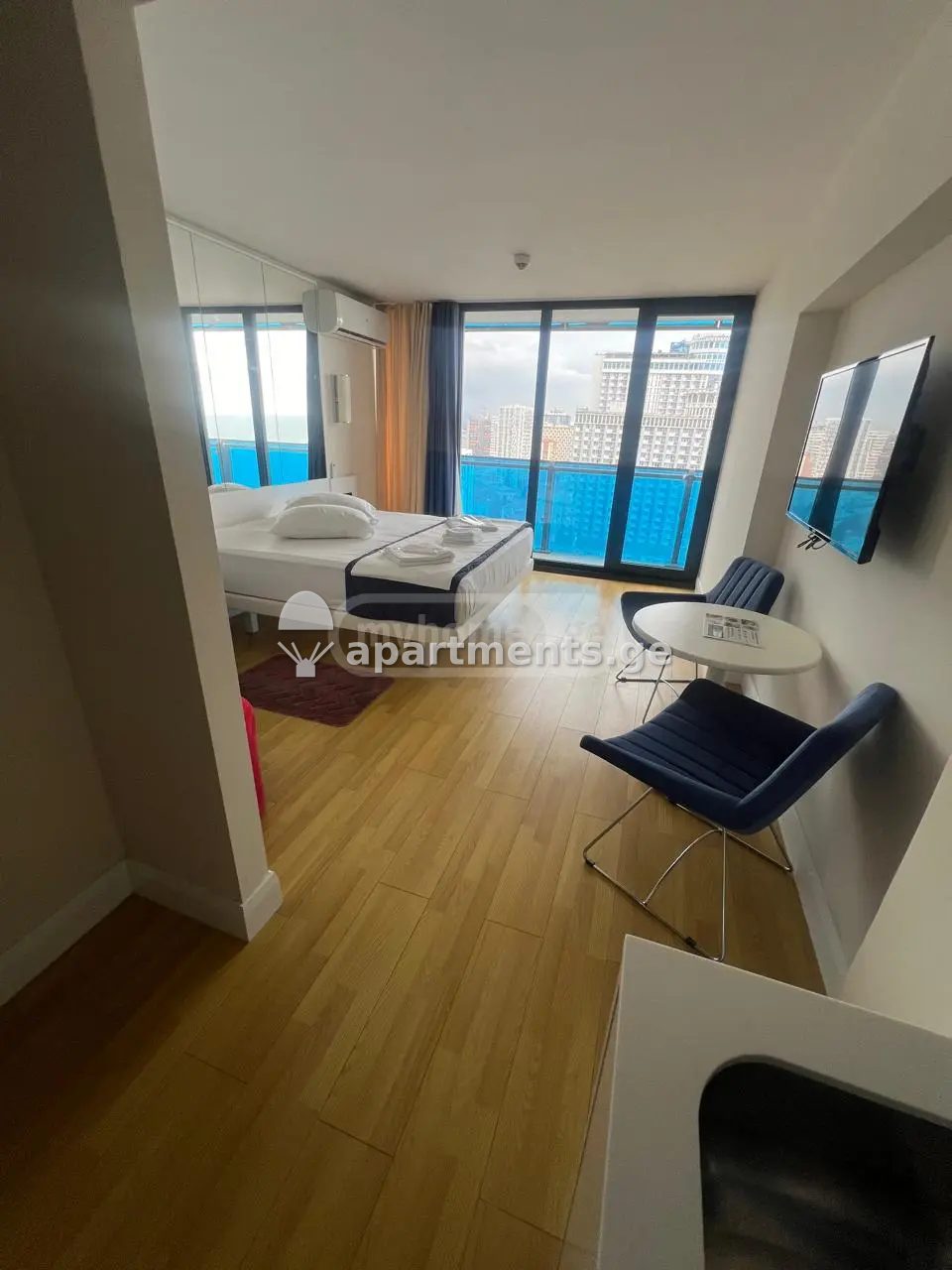 იყიდება 1 ოთახიანი ბინა ბათუმში, Orbi City Block C