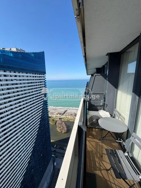იყიდება 1 ოთახიანი ბინა ბათუმში, Orbi City Block D
