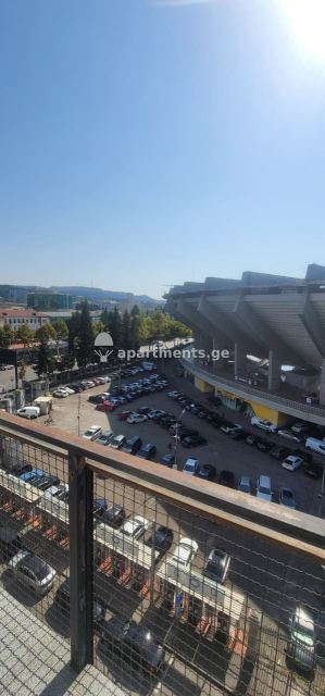ქირავდება 4 ოთახიანი ბინა თბილისში