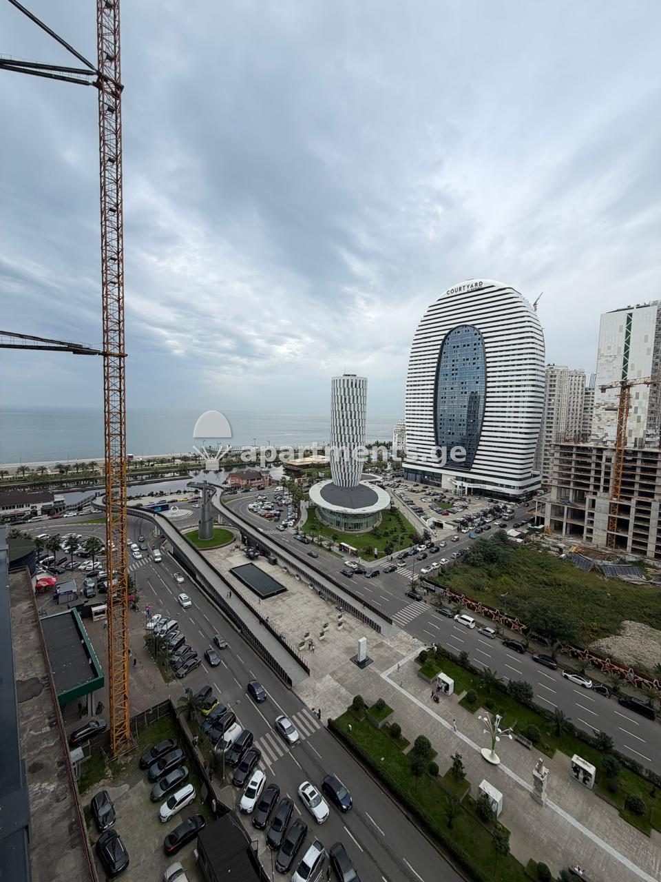 Продаётся 1-комнатная квартира в Батуми, Orbi City Block D2
